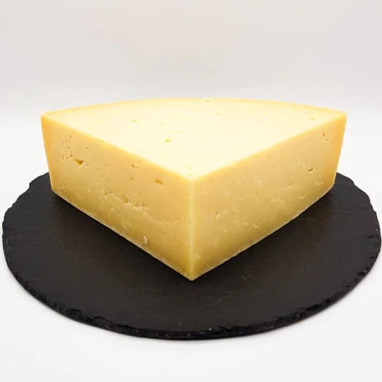 TAIN CHEDDAR SCOTTISH CHEESE