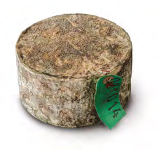 Quicke's Extra Mature Cheddar 1.8kg (Pre-Order) - Straits Fine Food.